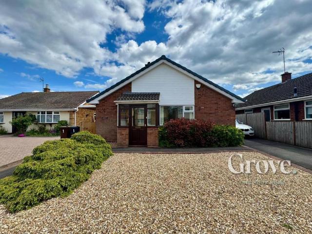 Bungalow for sale in Bromsgrove, Worcestershire