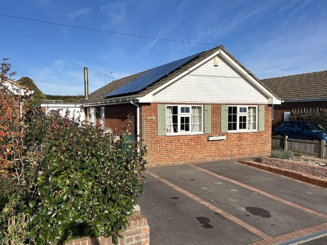 Bungalow for sale in Nelson Park, Dover