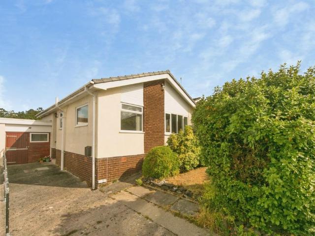 Bungalow for sale in Llechwedd, Wales