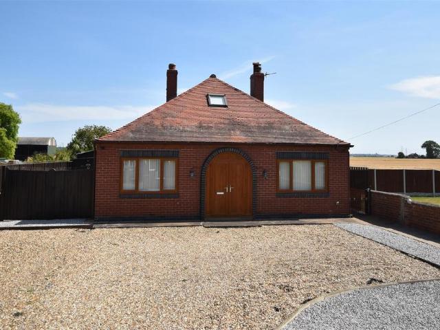 Bungalow for sale in North Lincolnshire