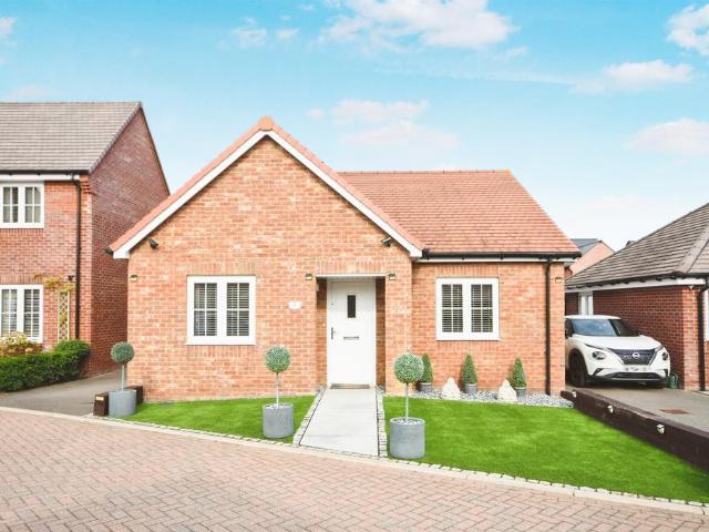 Bungalow for sale in Halstead, Braintree