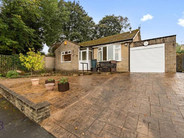 Bungalow for sale in Broad Folds, Bradford