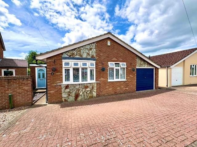 Bungalow for sale in Moulton Park, Northampton