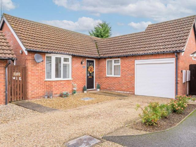 Bungalow for sale in Combs Ford, Mid Suffolk