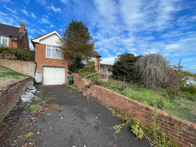 Bungalow for sale in Newhaven, Lewes