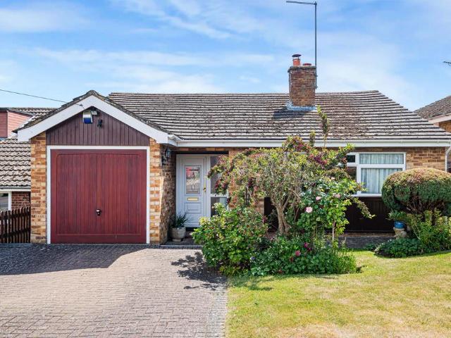 Bungalow for sale in King's Walden, Hertfordshire