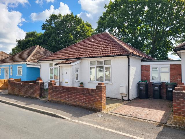 Bungalow for sale in Totton and Eling, Ashurst Bridge