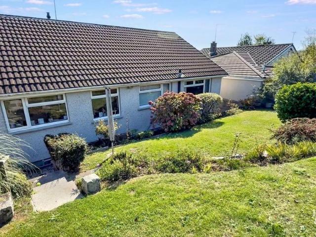 Bungalow for sale in Staddiscombe, Mount Wise