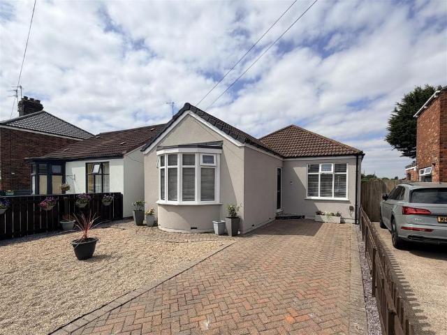 Bungalow for sale in Cottingham, East Riding Of Yorkshire