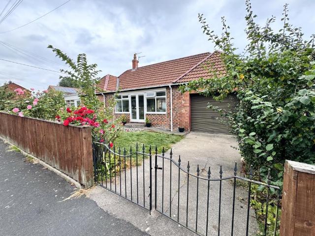 Bungalow for sale in Wingate
