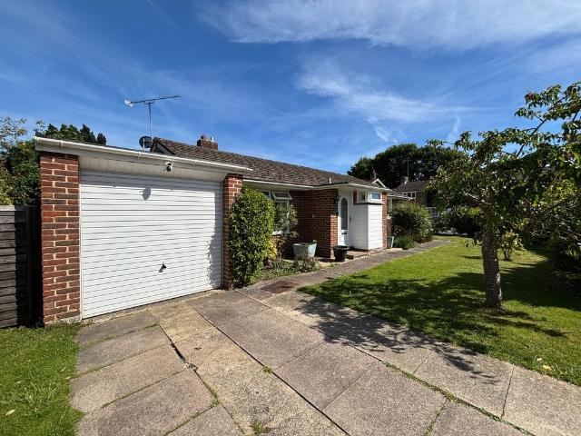 Bungalow for sale in Littlecote, West Sussex