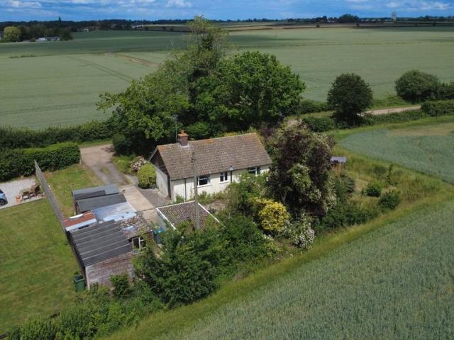 Bungalow for sale in Eastbridge, Suffolk