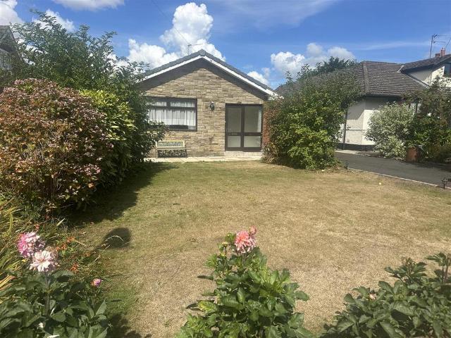 Bungalow for sale in Becconsall, Roby Mill