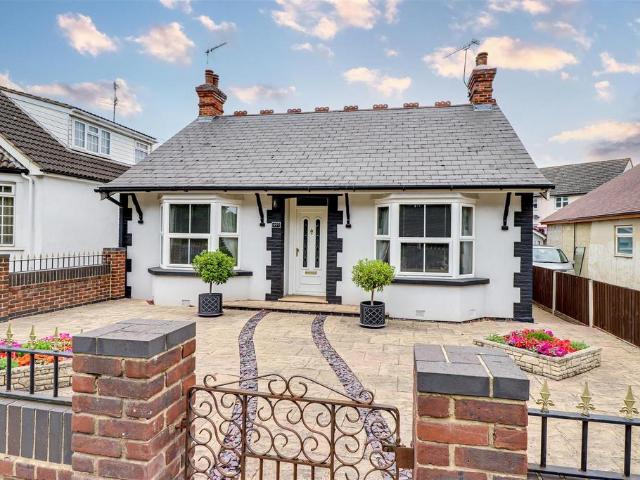 Bungalow for sale in Thundersley, Essex