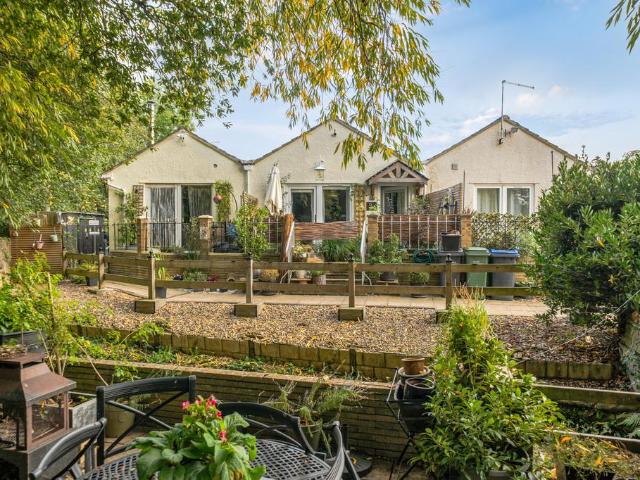 Bungalow for sale in Minety