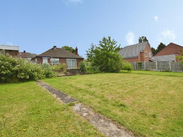 Bungalow for sale in Oadby, Leicestershire
