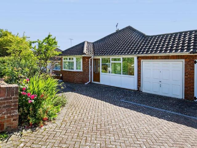 Bungalow for sale in Patcham
