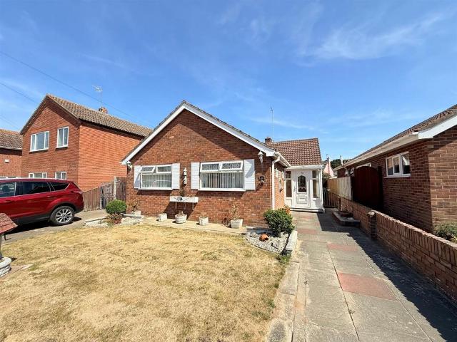 Bungalow for sale in Stokesby, Norfolk
