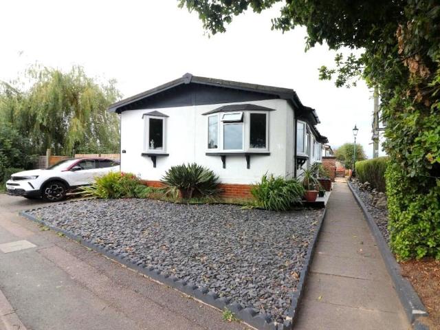 House for sale in Slip End, Bedfordshire