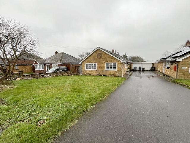 Bungalow for sale in Sutton, Ash