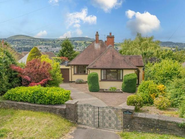 Bungalow for sale in New Inn, Griffithstown