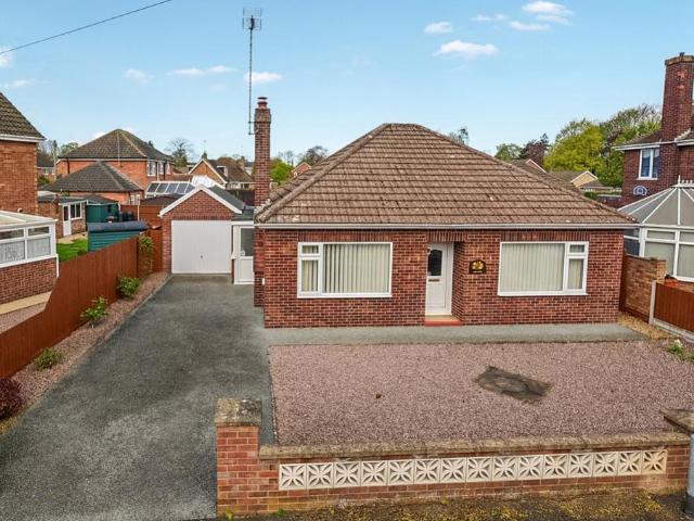 Bungalow for sale in Clay Lake, Gosberton Clough