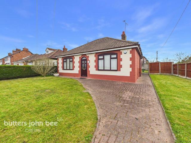 Bungalow for sale in Weston and Crewe Green, New Basford