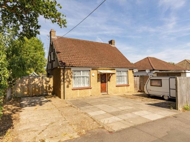 Bungalow for sale in Northgate, Glynde