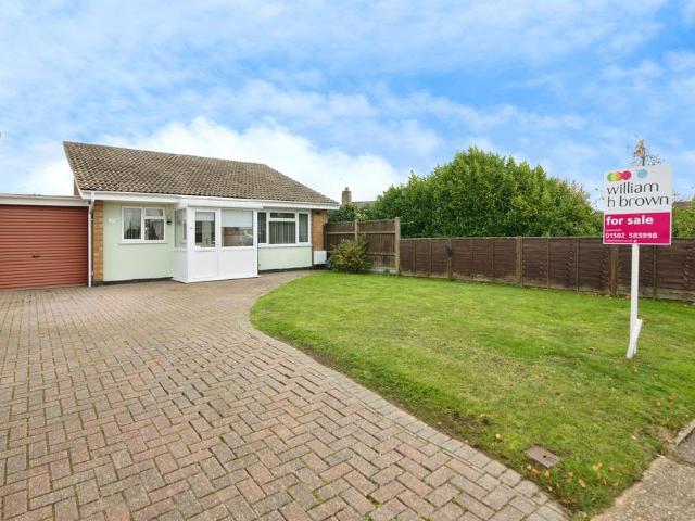 Bungalow for sale in Eastbridge, Suffolk
