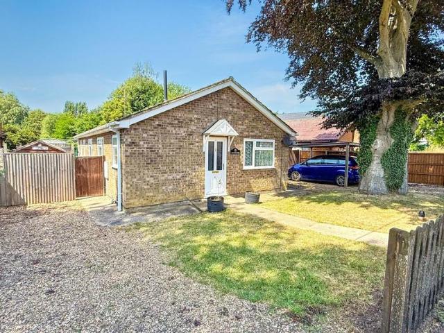 Bungalow for sale in Gosberton Clough, Lincolnshire