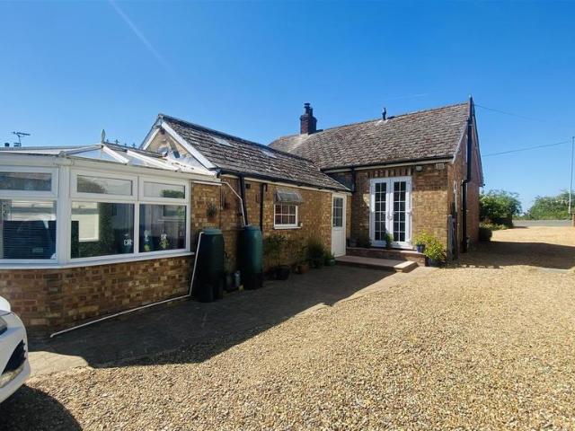 Bungalow for sale in Barway, Cambridgeshire