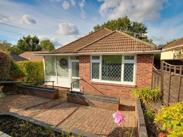 Bungalow for sale in Sholing Common, Southampton