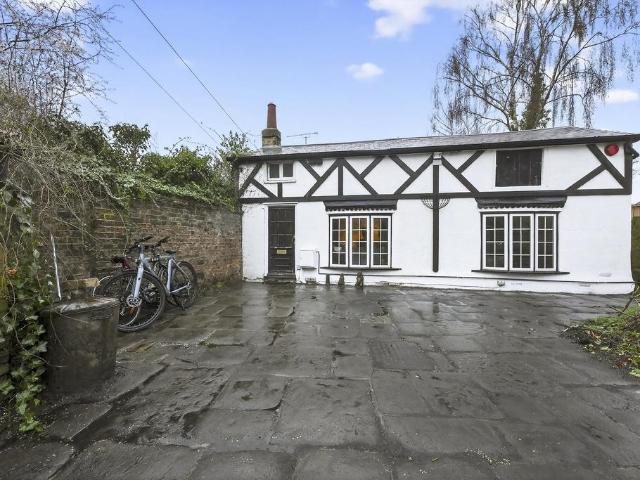 Bungalow for sale in Churchgate, Broxbourne