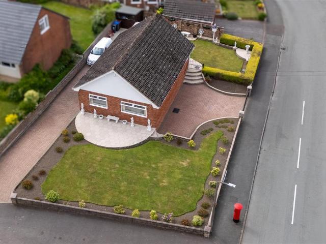 Bungalow for sale in Cheadle, Kingsley Moor