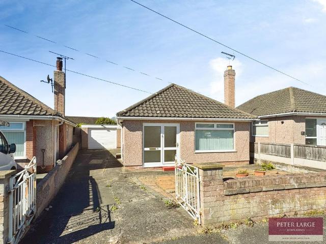 Bungalow for sale in Rhyl, Wales
