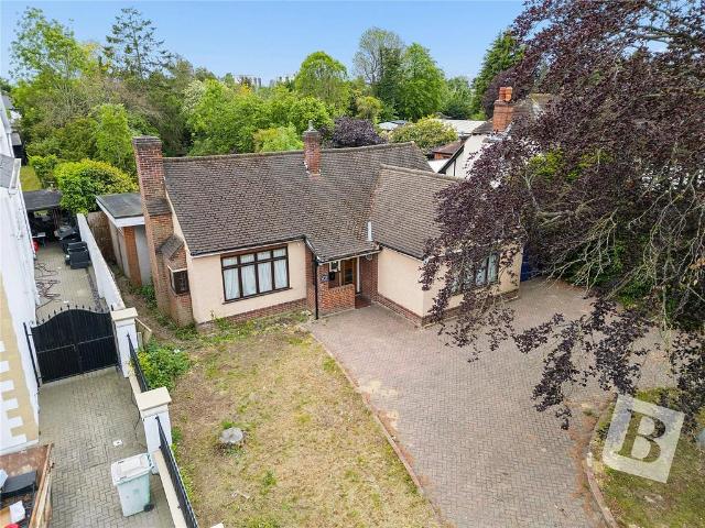 Bungalow for sale in Ardleigh Green, Greater London