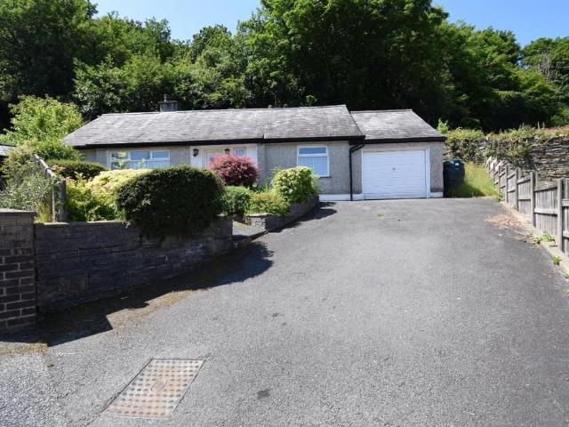 Bungalow for sale in Porthmadog