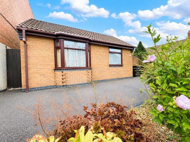 Bungalow for sale in Coalville, Leicestershire