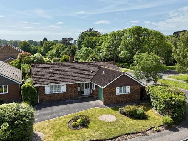 Bungalow for sale in Highcliffe