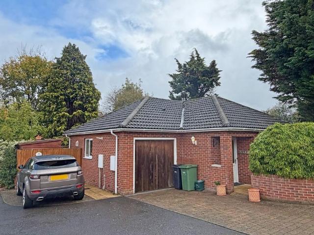 Bungalow for sale in Berrick Salome, Oxfordshire