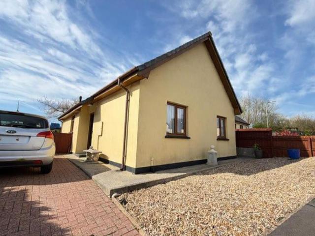 Bungalow for sale in St Clears, Wales