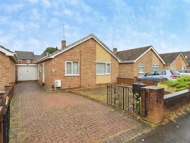 Bungalow for sale in Ferndale, Rushock