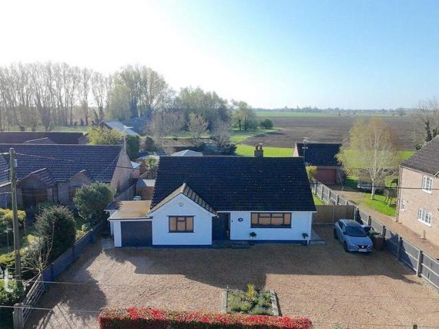 Bungalow for sale in Four Gotes, Cambridgeshire