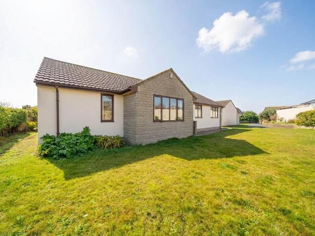 Bungalow for sale in Upper Warren House, Brean