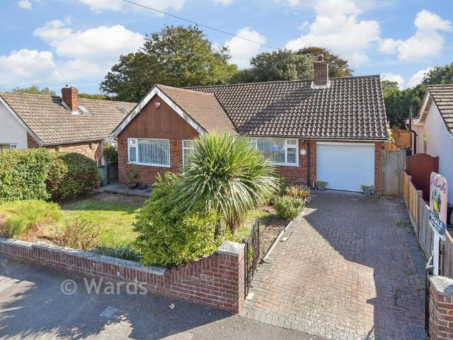 Bungalow for sale in Ash, Kent