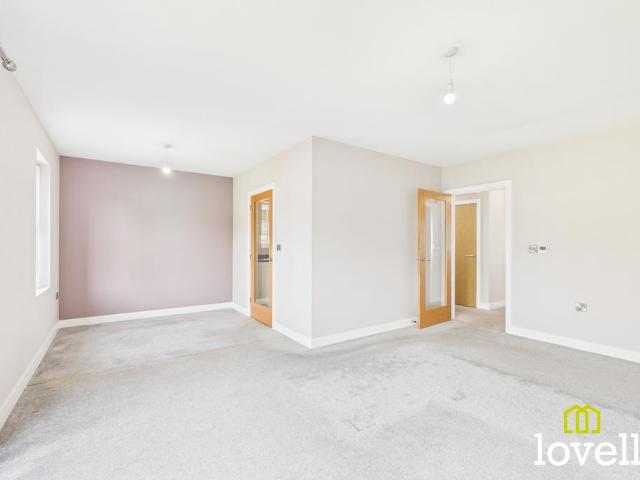 Bungalow for sale in Orchard Park, Hull