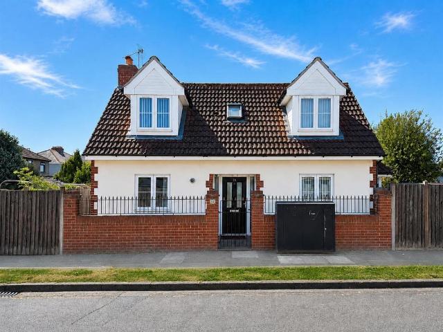 Bungalow for sale in Fareham, Hampshire
