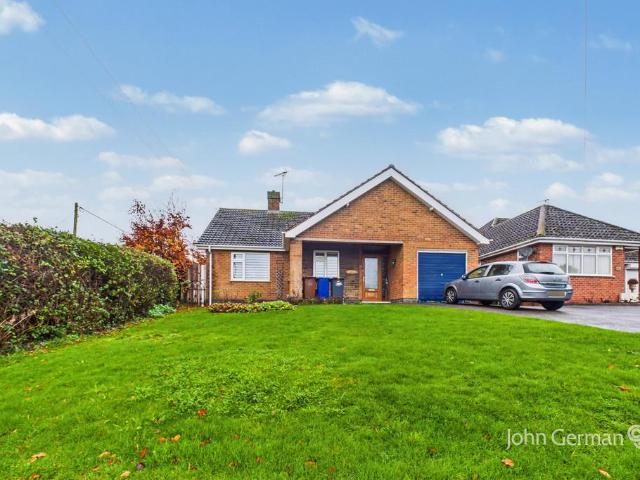 Bungalow for sale in Beamhurst, Staffordshire