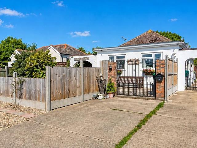 Bungalow for sale in Studd Hill, The Bridge
