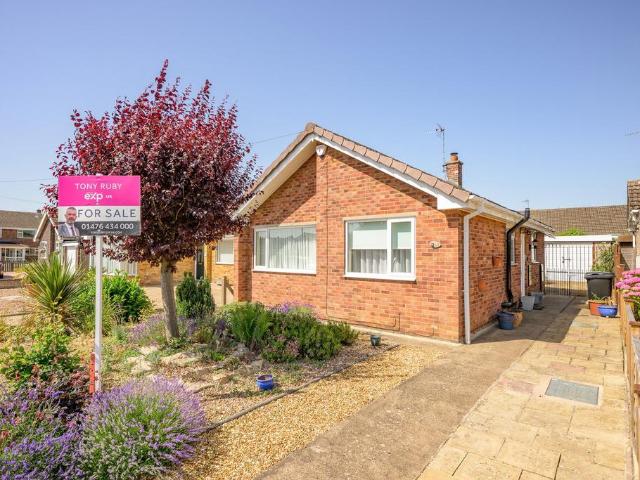 Bungalow for sale in Grantham, Barholm